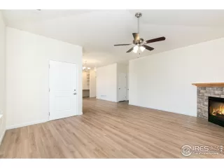 Photo #6: 1006813 Listing