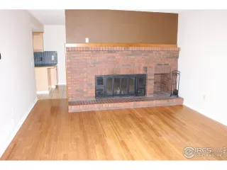 Photo #2: 1006859 Listing