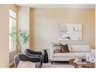 Photo #5: 1006915 Listing 