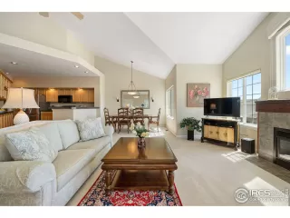 Photo #4: 1006925 Listing 