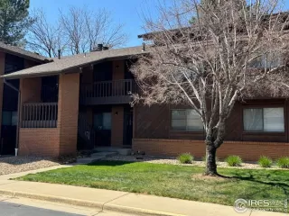 Photo #2: 1006992 Listing