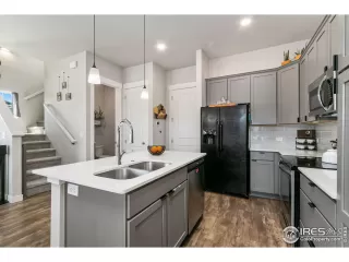 Photo #4: 1007103 Listing 