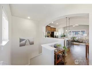 Photo #5: 1007121 Listing