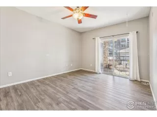 Photo #6: 1007147 Listing