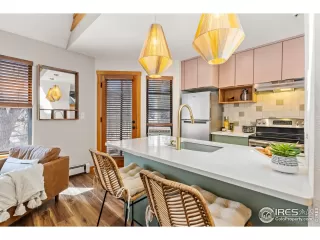 Photo #1: 1007155 Listing