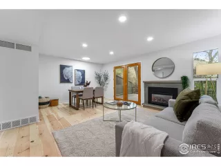 Photo #2: 1007281 Listing 