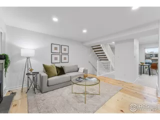 Photo #6: 1007281 Listing 