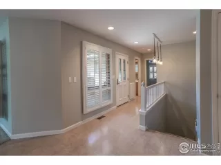 Photo #4: 1007347 Listing