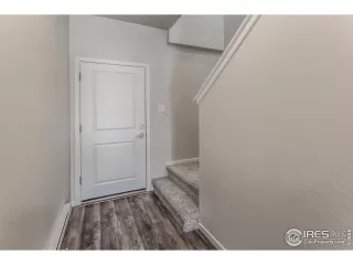 Photo #5: 1007396 Listing