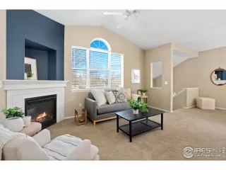 Photo #2: 1007502 Listing