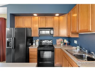 Photo #4: 1007502 Listing