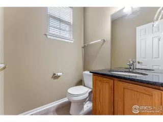 Photo #4: 1007559 Listing