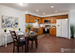 Photo #2: 1007566 Listing