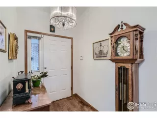 Photo #4: 1007604 Listing