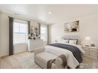 Photo #3: 1007622 Listing