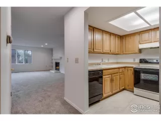 Photo #6: 1007625 Listing