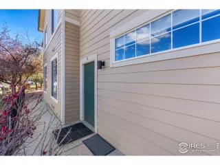 Photo #5: 1007652 Listing