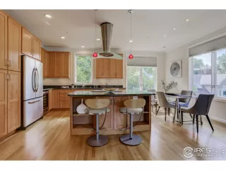 Photo #1: 1007845 Listing 