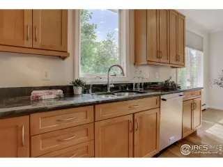 Photo #2: 1007845 Listing 