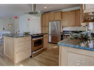 Photo #4: 1007845 Listing 