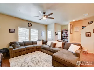 Photo #3: 1007876 Listing