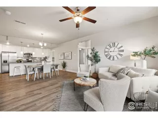 Photo #4: 1007894 Listing 