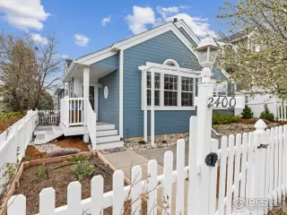 Photo #3: 1007962 Listing