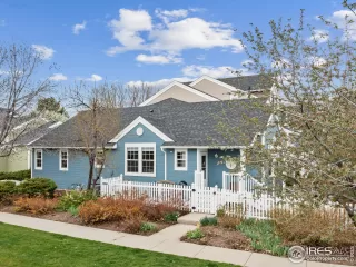 Photo #4: 1007962 Listing