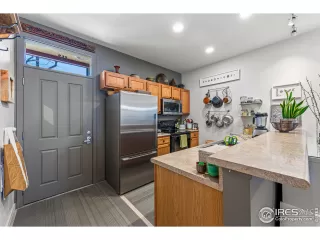 Photo #2: 1008077 Listing 