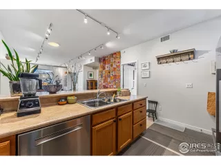 Photo #3: 1008077 Listing 