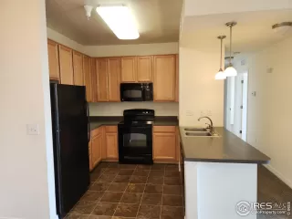 Photo #3: 1008128 Listing