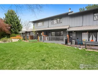 Photo #1: 1008158 Listing