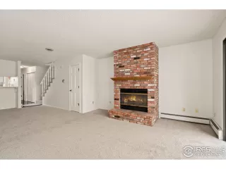 Photo #5: 1008158 Listing