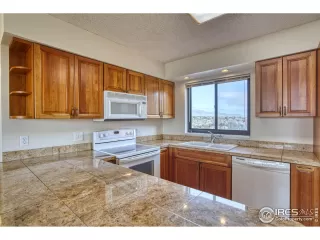 Photo #3: 1008177 Listing 