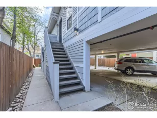 Photo #3: 1008208 Listing