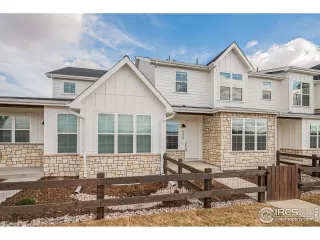 Photo #1: 1008263 Listing