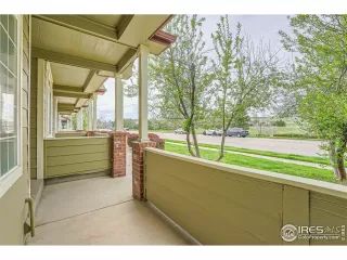 Photo #3: 1008369 Listing