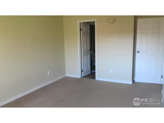 Photo #5: 1008375 Listing 