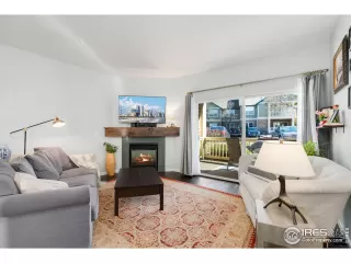 Photo #1: 1008394 Listing