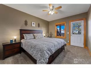 Photo #4: 1008415 Listing