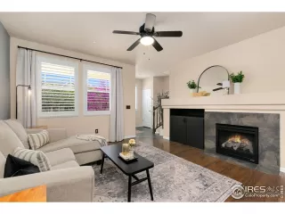 Photo #4: 1008453 Listing