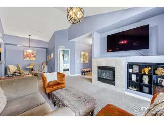 Photo #5: 1008462 Listing