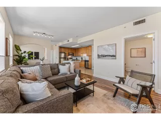 Photo #2: 1008484 Listing 