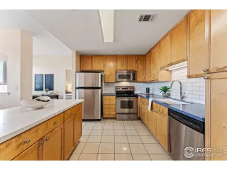 Photo #4: 1008484 Listing 