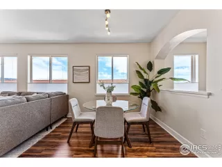 Photo #5: 1008484 Listing 