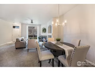 Photo #4: 1008517 Listing