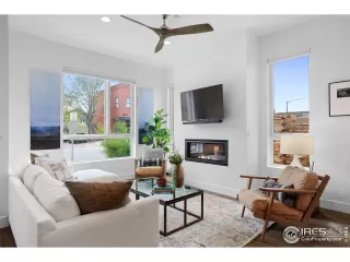 Photo #4: 1008554 Listing 