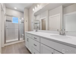 Photo #6: 1008570 Listing 