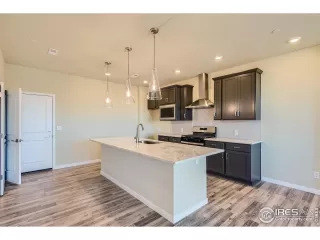 Photo #6: 1008655 Listing 