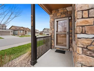 Photo #2: 1008686 Listing